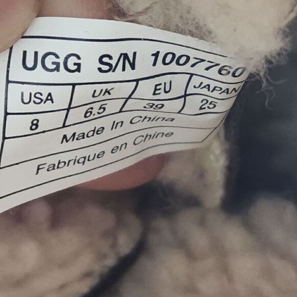 UGG Women's Akadia US 8 Brown Leather Shearling Lined Lace Up Winter Boots - Picture 13 of 13